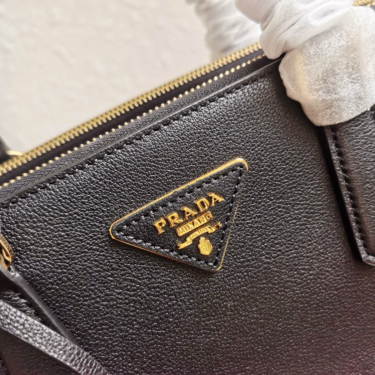 Prada Galleria Large Tote Bag in Black Calfskin - Image 11