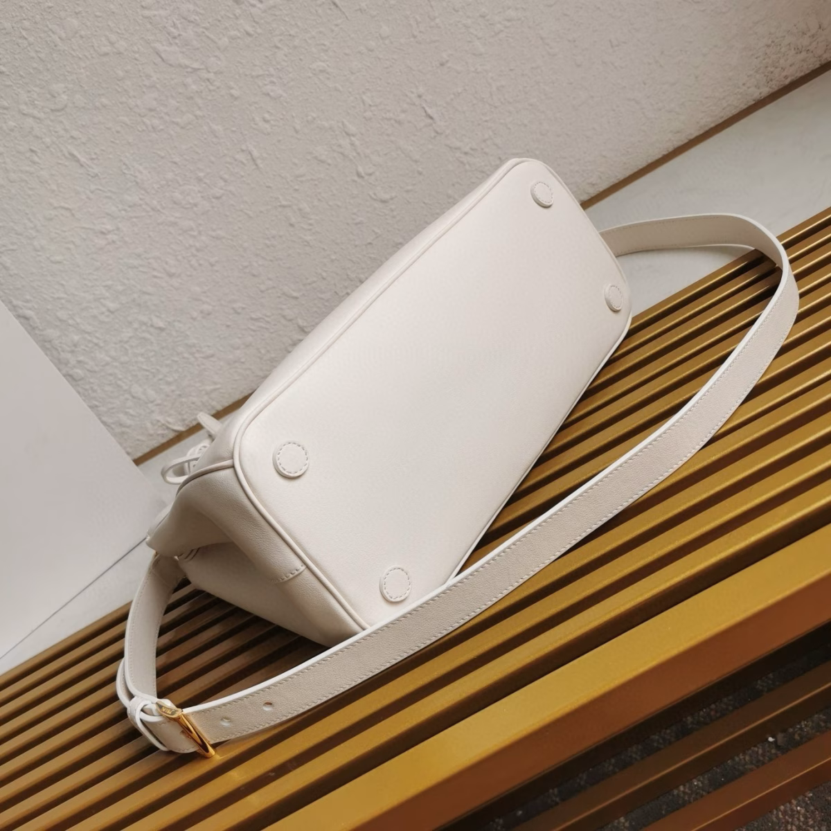 Prada Galleria Large Tote Bag in White Calfskin - Image 10