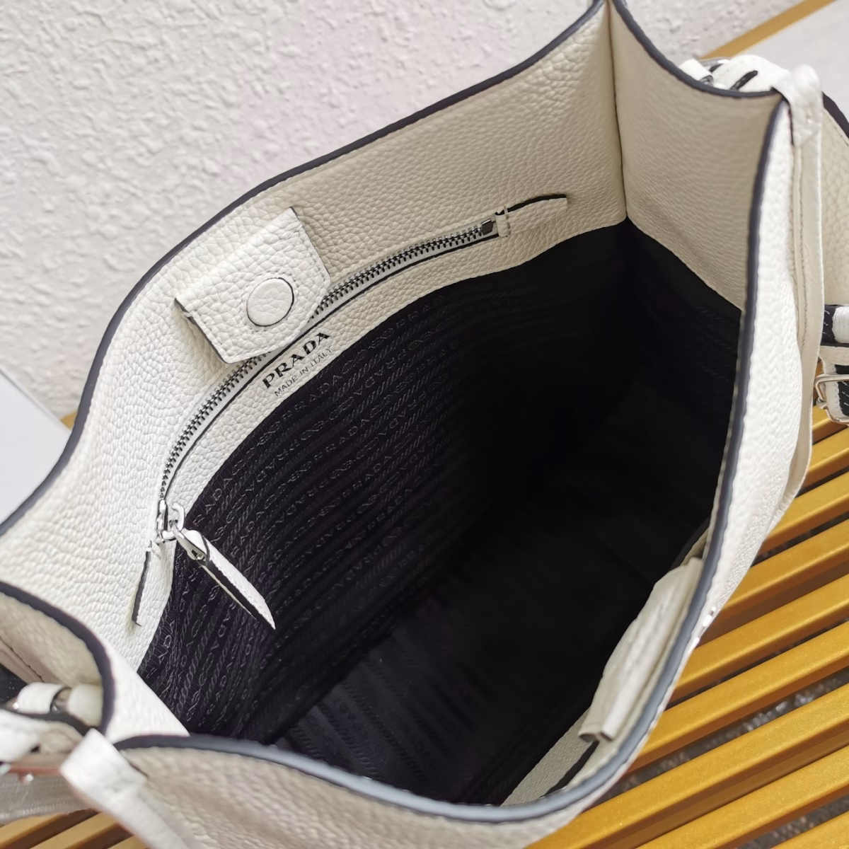 Prada Hobo Bag in White Grained Leather - Image 7