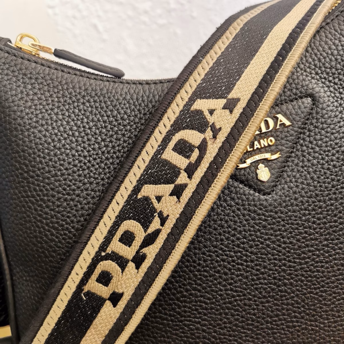 Prada Shoulder Bag in Black Grained Leather - Image 9