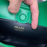 Prada Shoulder Bag in Green Leather - Image 3