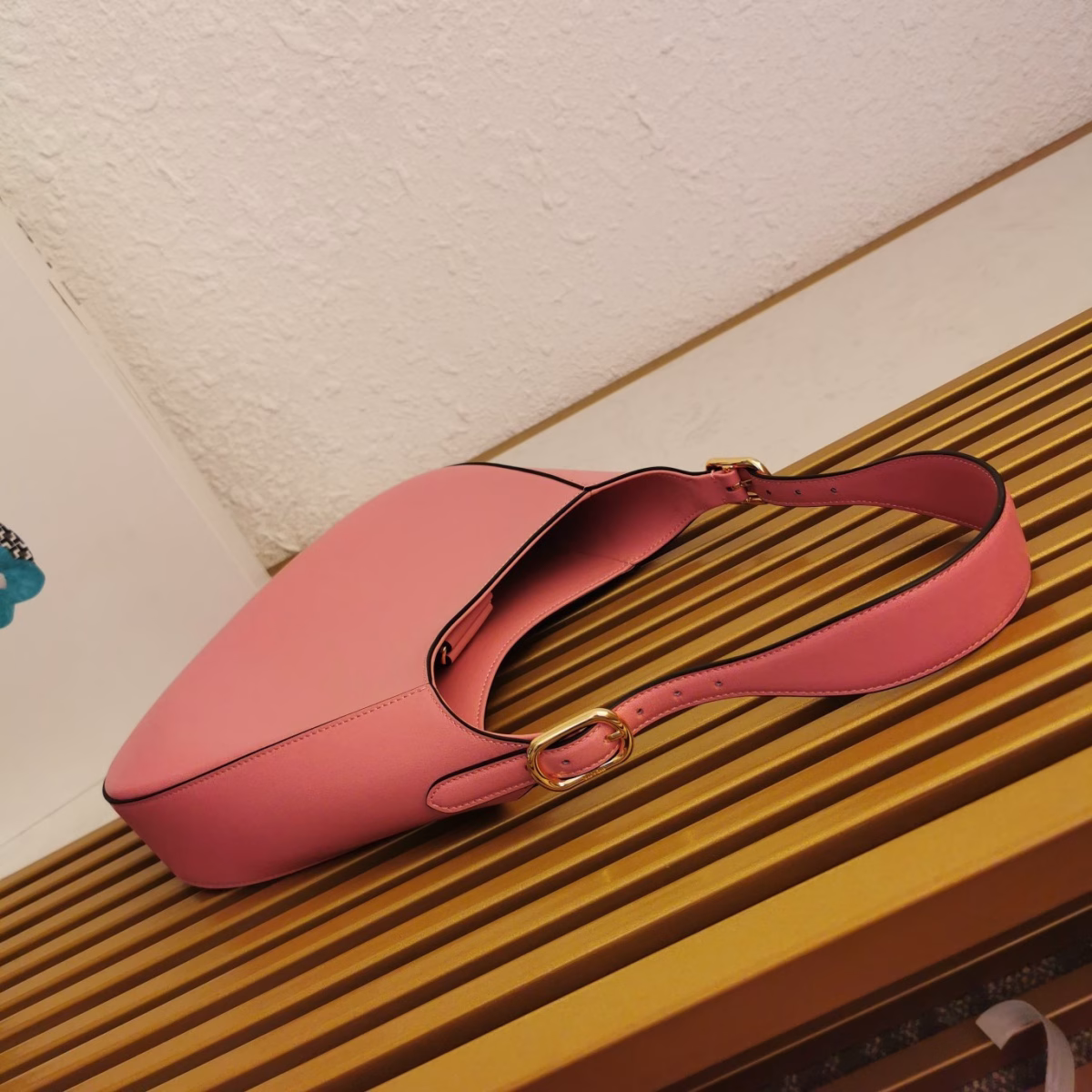 Prada Shoulder Bag in Pink Leather - Image 4