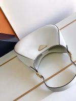 Prada Shoulder Bag in White Leather - Image 3