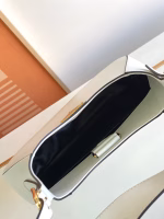 Prada Shoulder Bag in White Leather - Image 4