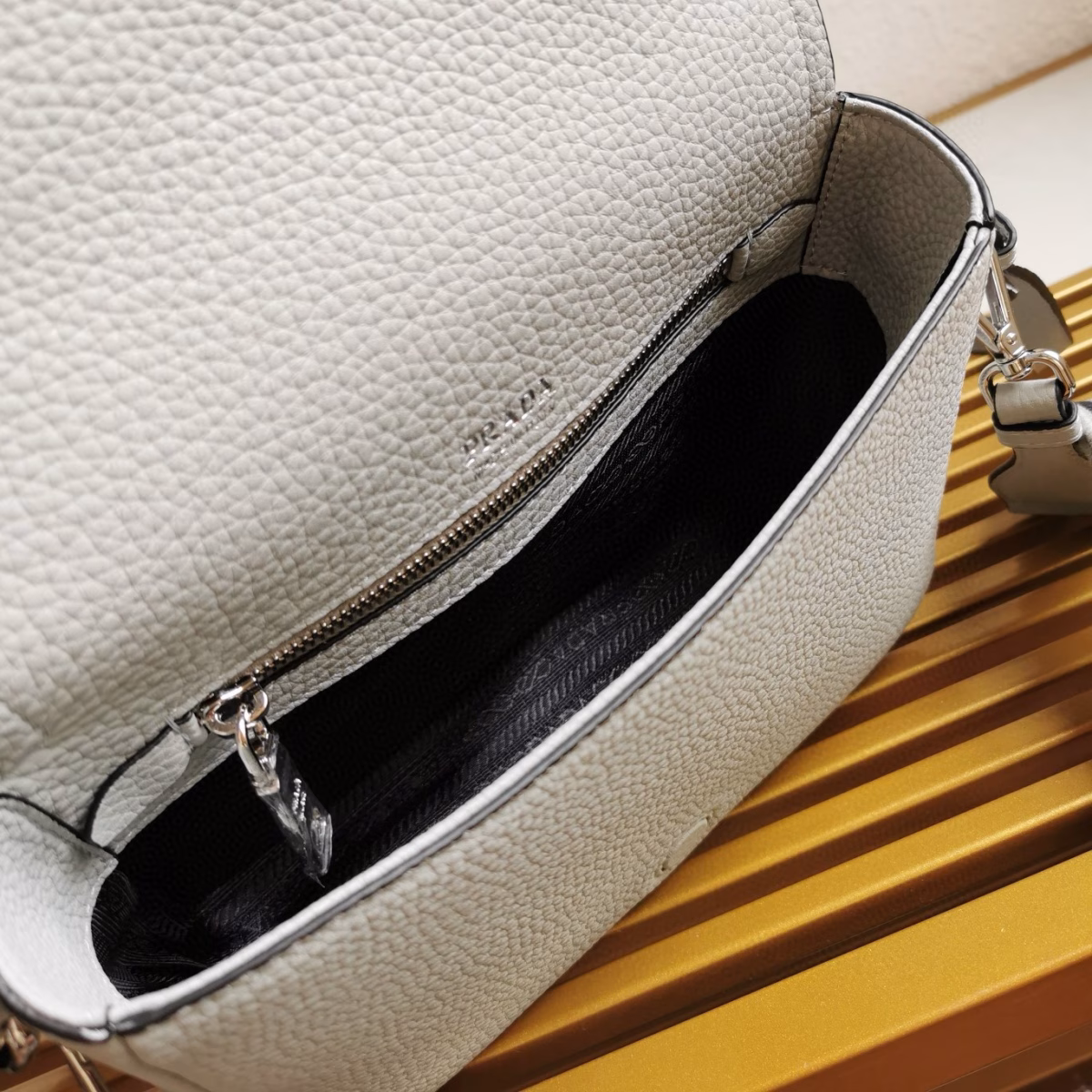 Prada Flap Shoulder Bag in Cornflower Grained Leather - Image 4