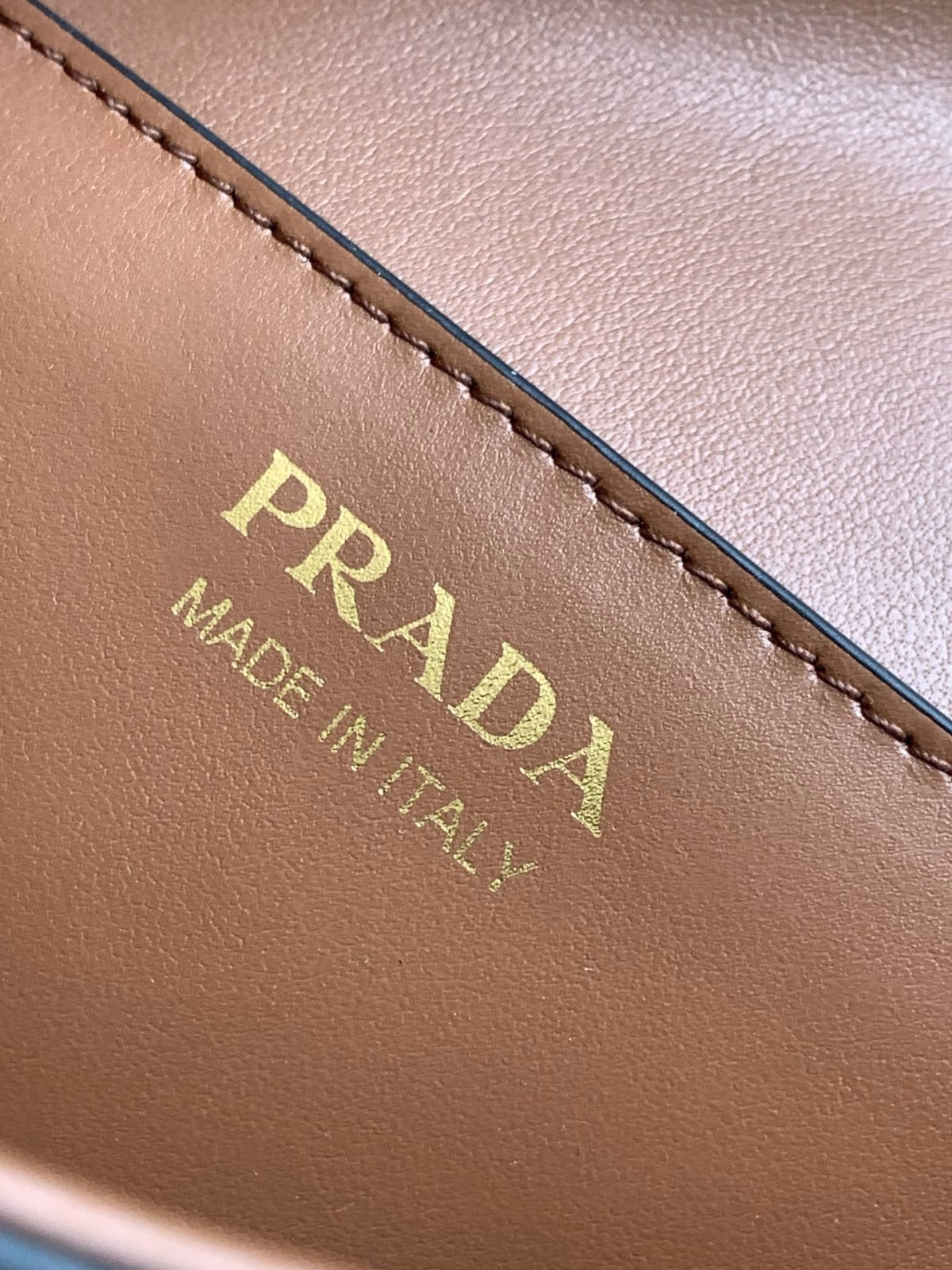 Prada Shoulder Bag in Cognac Smooth Calfskin - Image 7