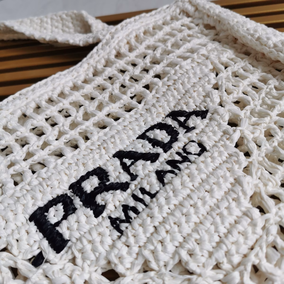 Prada Small Tote Bag In White Woven Raffia - Image 2