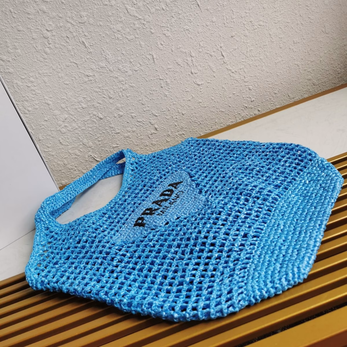 Prada Large Tote Bag In Blue Woven Raffia - Image 4
