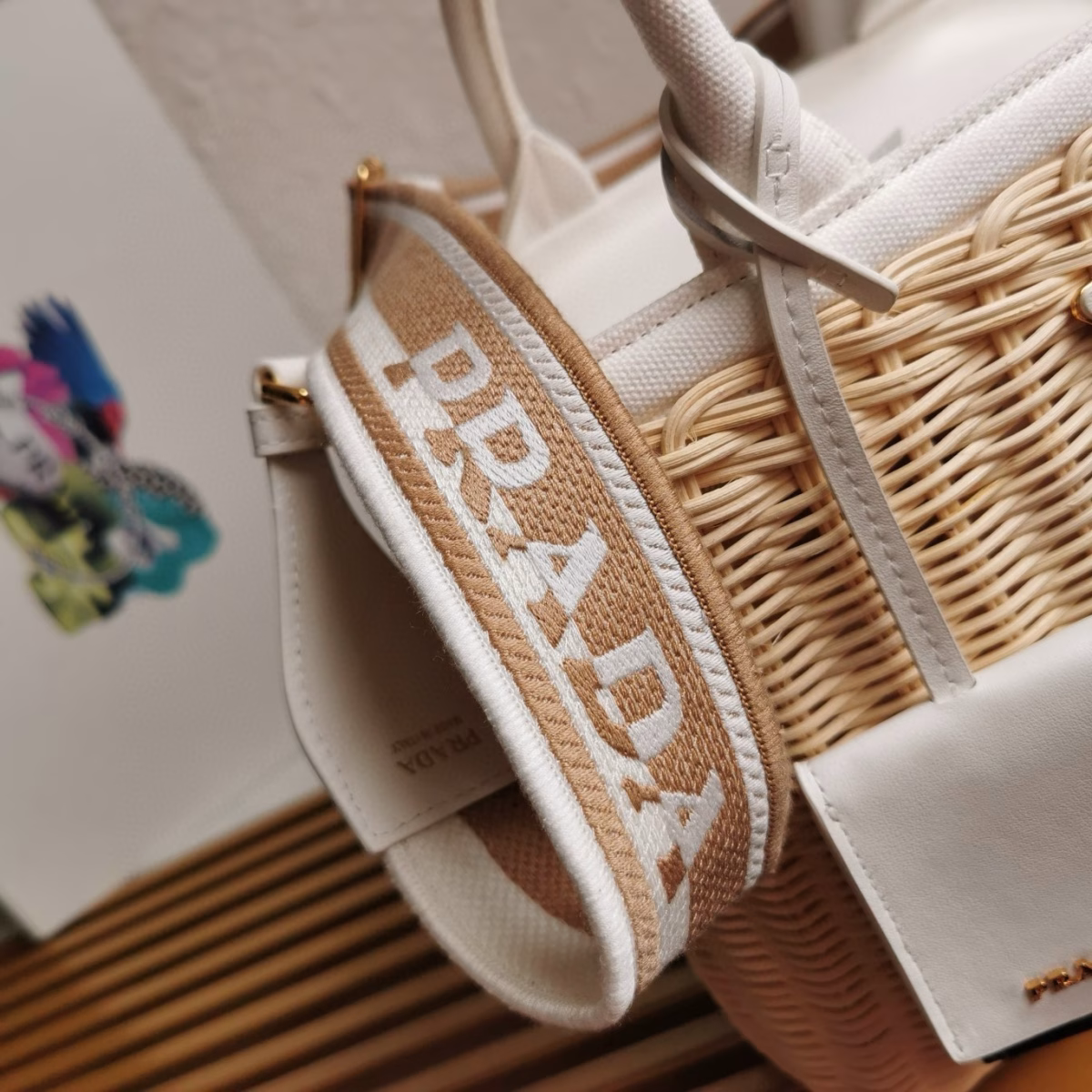 Prada Medium Blend Tote Bag in Wicker and Linen - Image 7