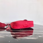 Prada Red Nylon Re-Edition 2005 Shoulder Bag - Image 3