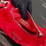 Prada Red Nylon Re-Edition 2005 Shoulder Bag - Image 8