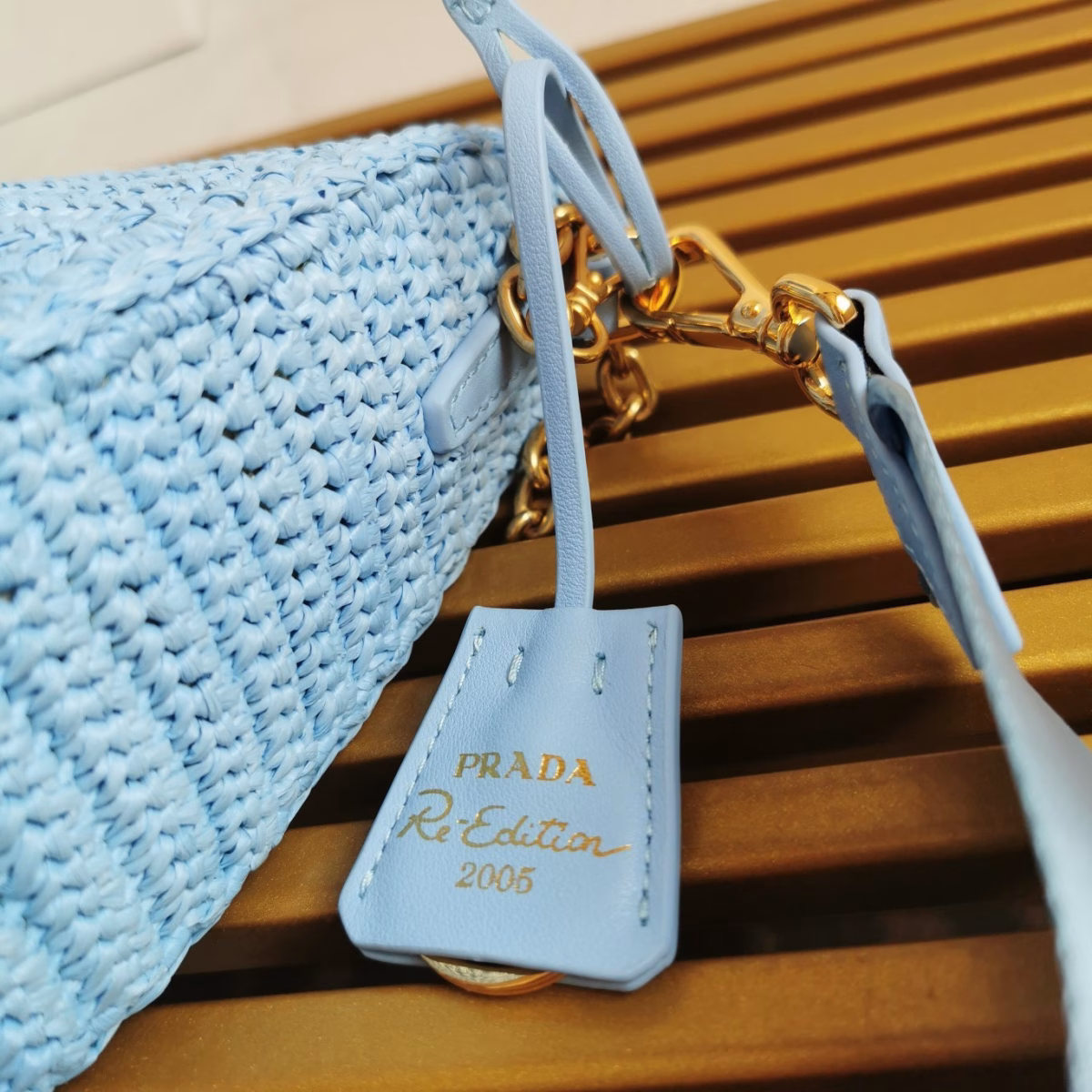 Prada Re-Edition 2005 Shoulder Bag In Blue Raffia - Image 4