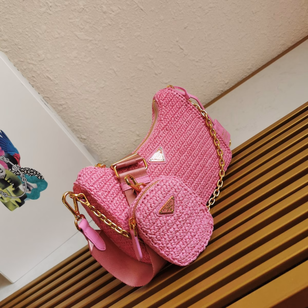 Prada Re-Edition 2005 Shoulder Bag In Pink Raffia - Image 7