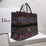 Dior Book Tote Bg In Butterfly Multicolor Canvas - Image 7