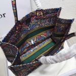 Dior Book Tote Bg In Butterfly Multicolor Canvas - Image 4