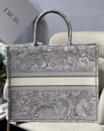 Dior Large Book Tote In Gray Toile de Jouy Reverse Embroidery - Image 4