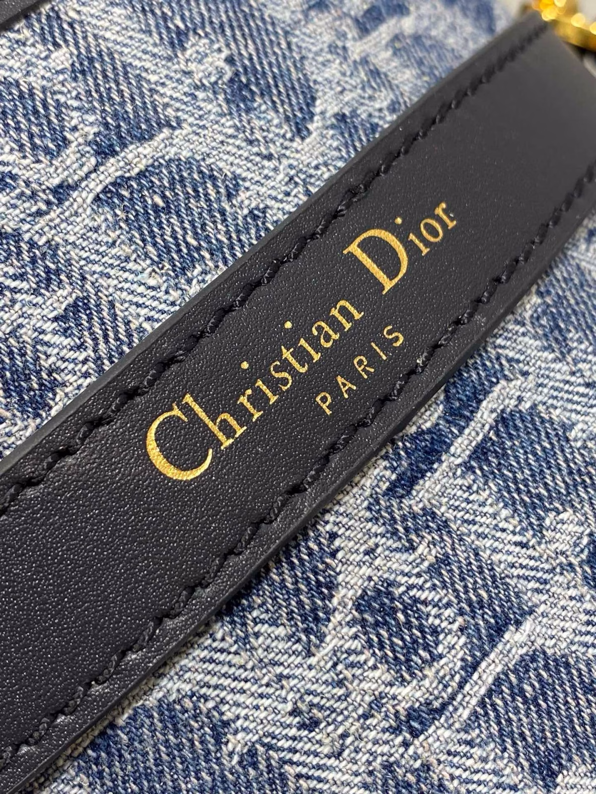Dior C'est Medium Bag in Blue Denim Oblique Jacquard - Image 5
