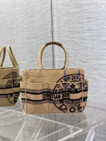 Dior Small Catherine Tote Bag In Beige Jute Canvas with Union Motif - Image 4