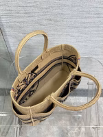Dior Small Catherine Tote Bag In Beige Jute Canvas with Union Motif - Image 8