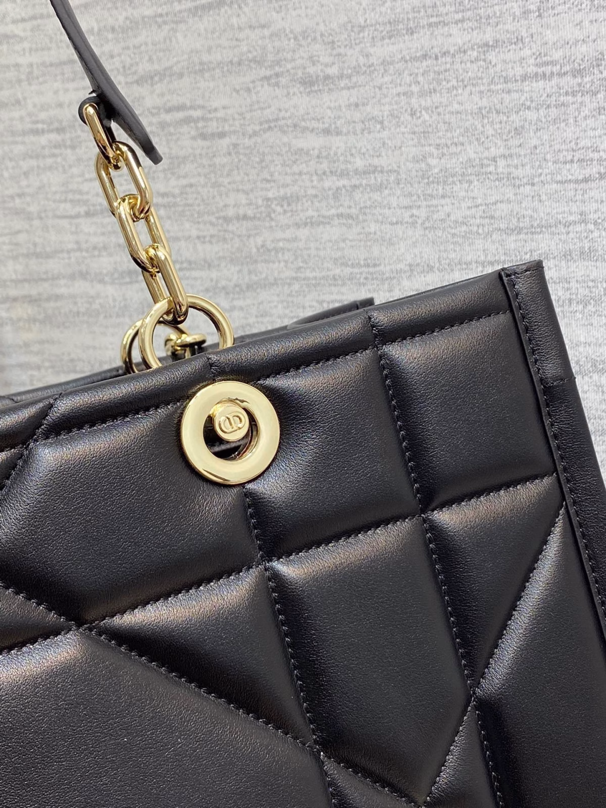 Dior Medium Essential Tote Bag In Black Archicannage Calfskin - Image 9