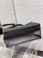 Dior Medium Essential Tote Bag In Black Archicannage Calfskin - Image 2