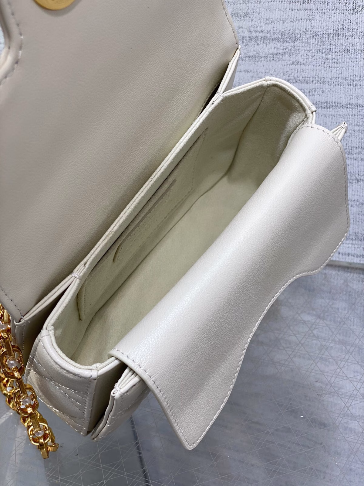 Dior Mini Jolie Top Handle Bag in White Cannage Calfskin - Image 6