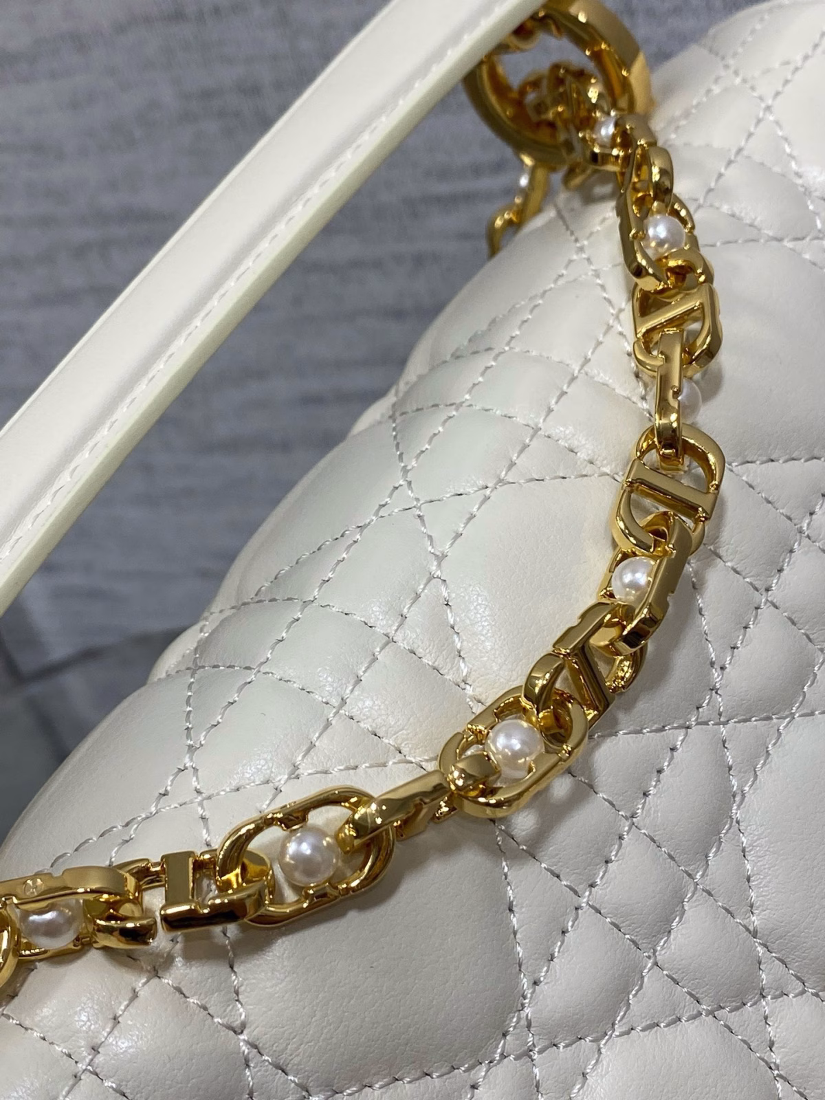 Dior Small Jolie Top Handle Bag in White Cannage Calfskin - Image 2