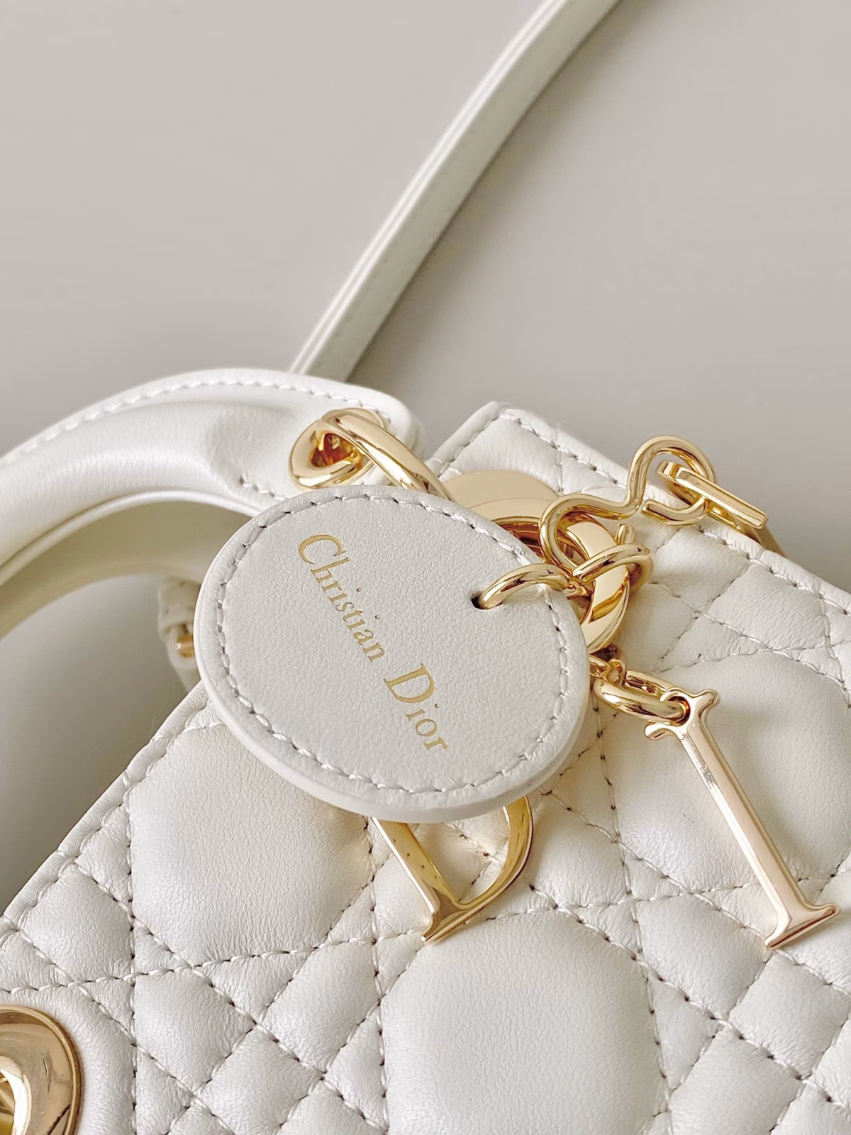 Dior Lady Dior Micro Bag In White Cannage Lambskin - Image 2