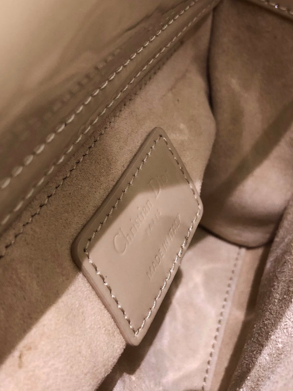 Dior Lady Dior Mini Chain Bag with Chain in Aesthetic Beige Patent Calfskin - Image 10