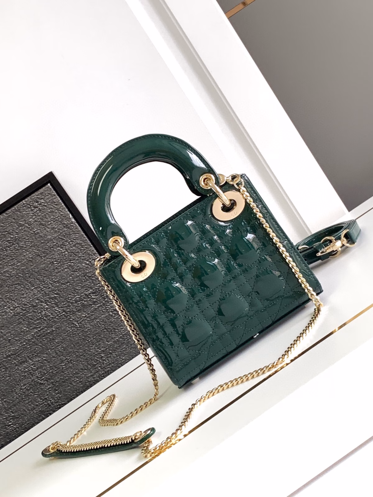 Dior Lady Dior Mini Chain Bag with Chain in Green Patent Calfskin - Image 9