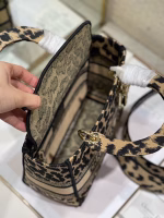 Dior Medium Lady D-Lite Bag In Beige Multicolor Mizza Embroidery - Image 4