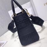 Dior Medium Lady D-Lite Bag In Black Embroidered Canvas - Image 7
