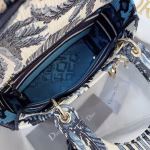 Dior Medium Lady D-Lite Bag In Blue Dior Palms Embroidery - Image 4