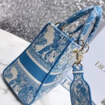 Dior Medium Lady D-Lite Bag In Blue Toile de Jouy Canvas - Image 8