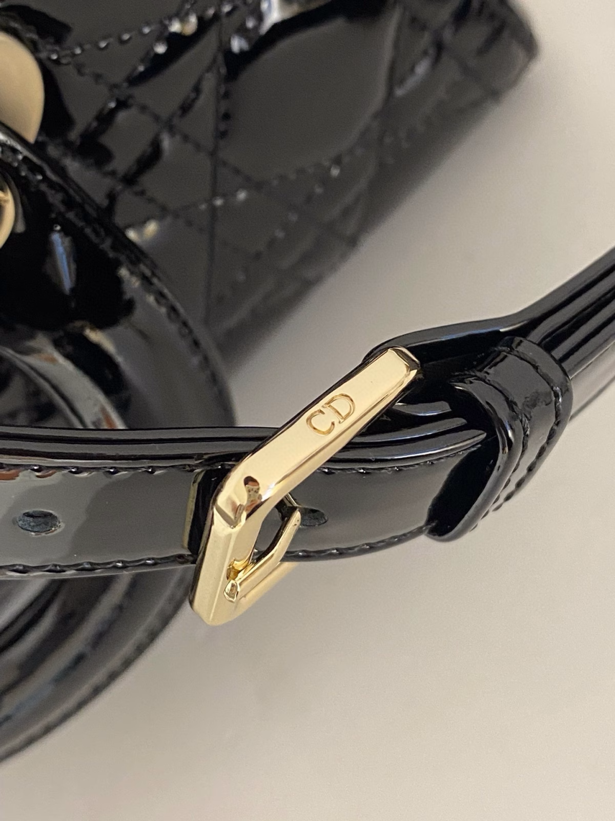 Dior Lady D-Joy Small Bag in Black Patent Calfskin - Image 3
