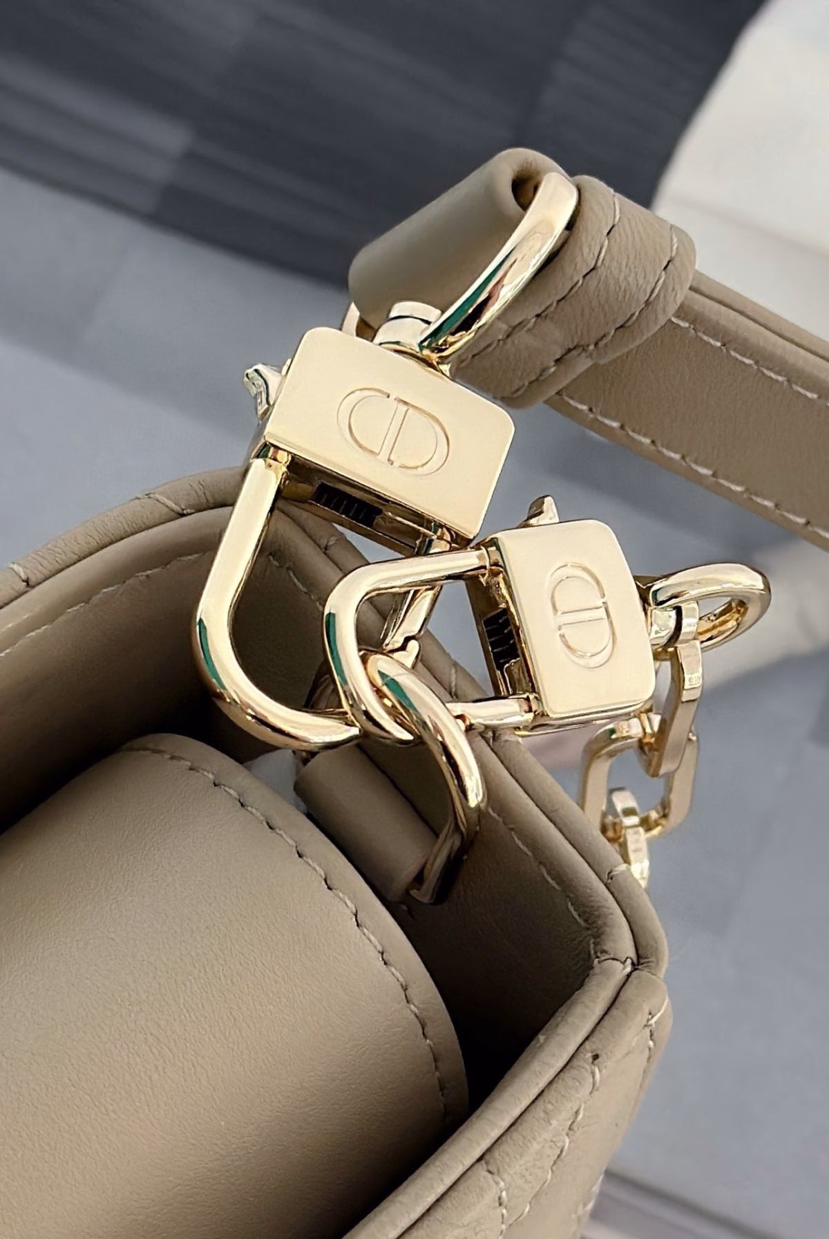 Dior Lady D-Joy Medium Bag In Sand Cannage Lambskin - Image 3