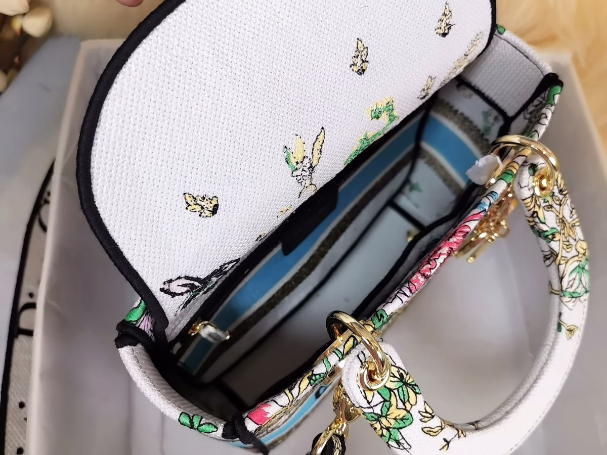 Dior Medium Lady D-Lite Bag In Latte D-Constellation Embroidery - Image 2