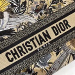 Dior Medium Lady D-Lite Bag In Beige Jardin d'Hiver Embroidery - Image 2