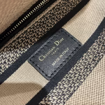Dior Medium Lady D-Lite Bag In Beige Jardin d'Hiver Embroidery - Image 3