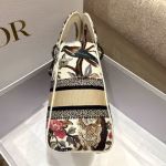 Dior Medium Lady D-Lite Bag In White Jardin d'Hiver Embroidery - Image 10
