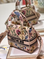 Dior Lady D-Lite Medium Bag In Beige Raffia Embroidered with Dior Petites Fleurs - Image 9