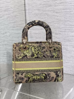 Dior Dioriviera Lady D-Lite Medium Bag in Raffia with Lime Toile de Jouy Sauvage Embroidery - Image 4