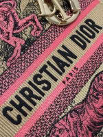 Dior Dioriviera Lady D-Lite Medium Bag in Raffia with Pink Toile de Jouy Sauvage Embroidery - Image 5