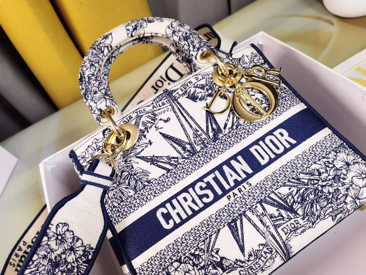 Dior Medium Lady D-Lite Bag In Blue Multicolor R¨ºve d'Infini Embroidery - Image 3