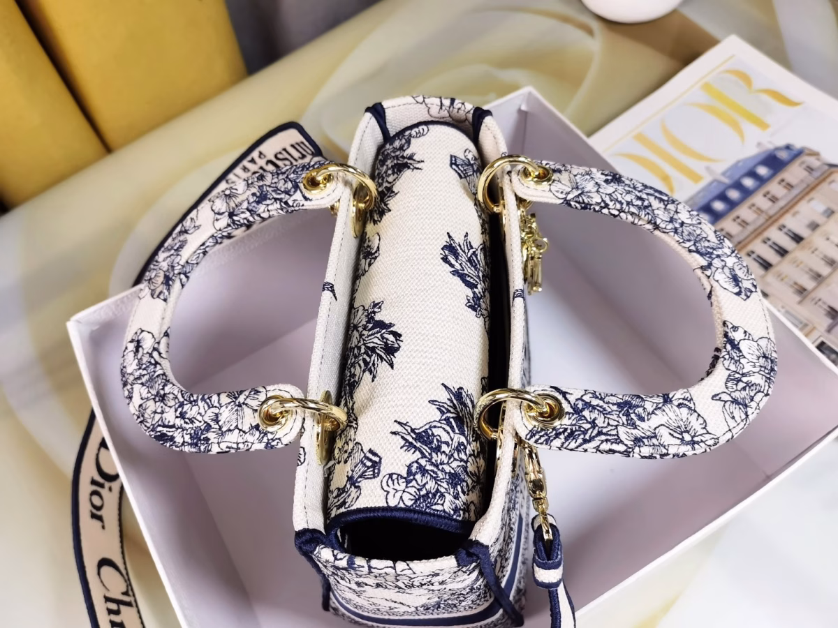 Dior Medium Lady D-Lite Bag In Blue Multicolor R¨ºve d'Infini Embroidery - Image 2
