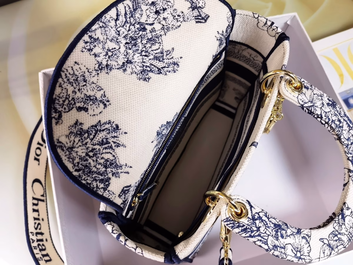Dior Medium Lady D-Lite Bag In Blue Multicolor R¨ºve d'Infini Embroidery - Image 5