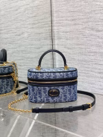Dior 30 Montaigne Mini Vanity Case in Blue Denim Oblique Jacquard - Image 3