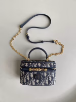 Dior 30 Montaigne Mini Vanity Case in Blue Oblique Jacquard - Image 7