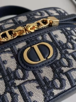Dior 30 Montaigne Mini Vanity Case in Blue Oblique Jacquard - Image 2