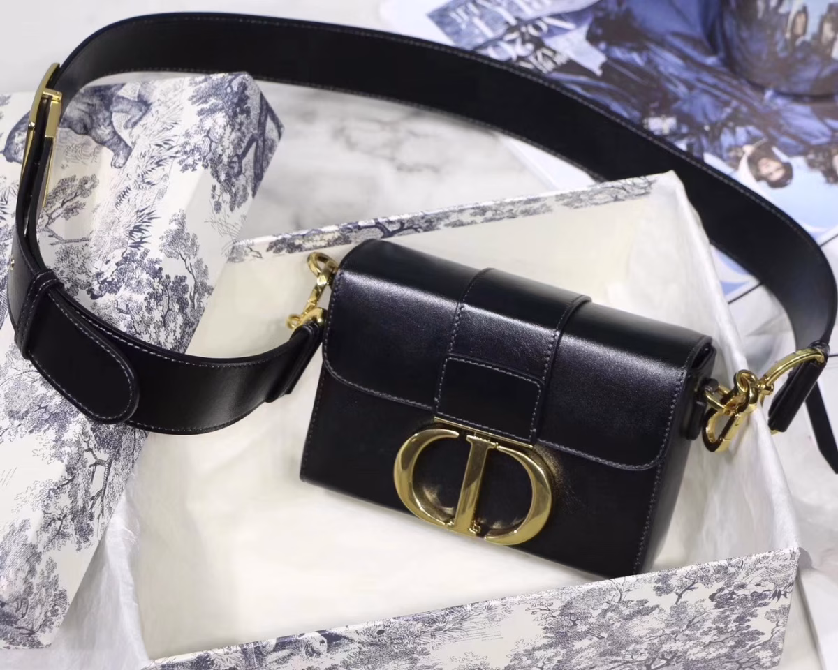 Dior 30 Montaigne Box Bag In Black Lambskin - Image 8